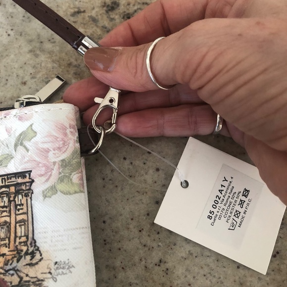 NWT! Adorable Roma Italia  Crossbody Bag - Picture 4 of 6